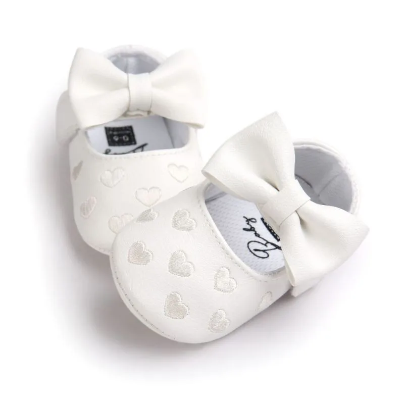 Мокасины для маленьких мальчиков и девочек; Moccs Bebe; обувь с бантом и бахромой на мягкой нескользящей подошве; обувь для малышей