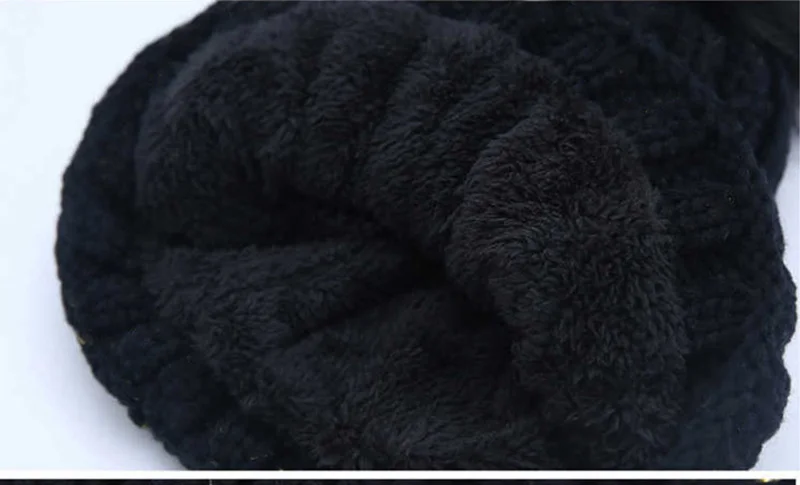 Korean fashion wool hat Knitted hat ladies autumn and winter wild cute hair ball cap thickening ear protection warm hat