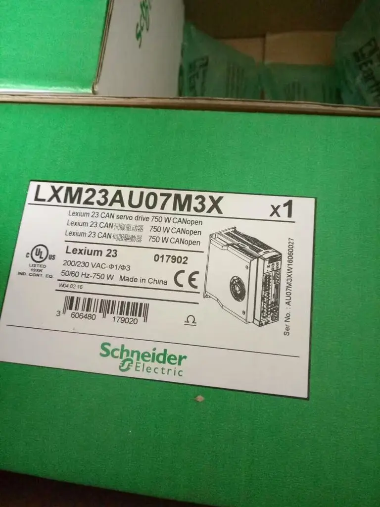 Сервопривод Lxm23du20m3x абсолютно новый и оригинальный специальное предложение |