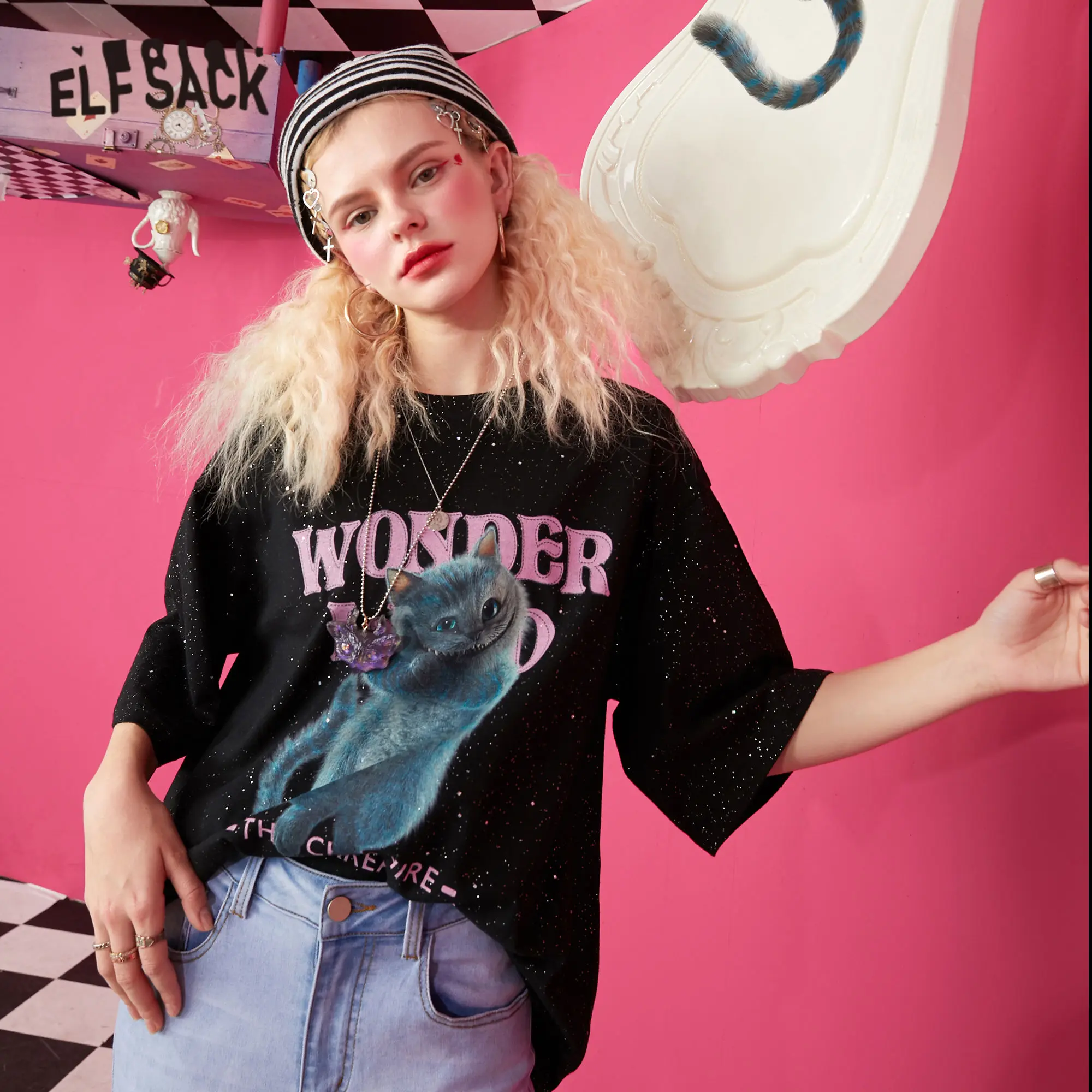 ELFSACK Harajuku Cat Print Casual T-Shirts Women,2021 Spring ELF Vintage Short Sleeve Female Basic Daily Graphic Tops