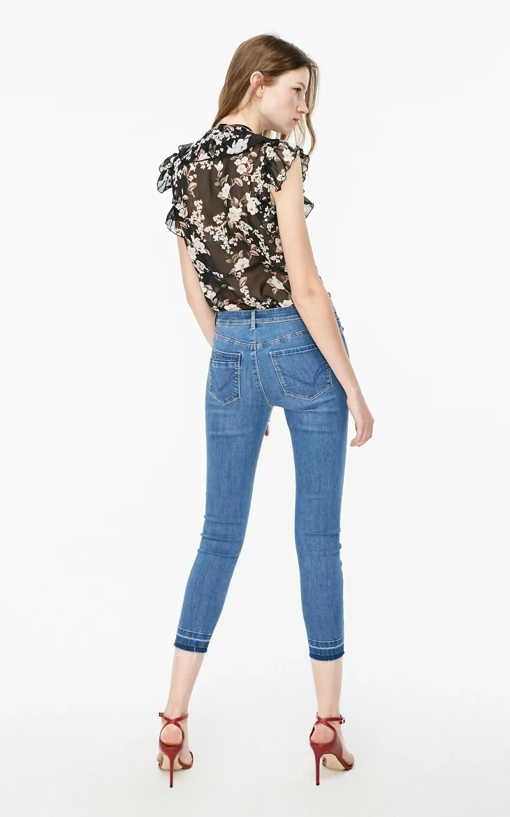 ONLY Womens Ruffled V-neckline Floral Short-sleeved Chiffon Shirt | 119104501