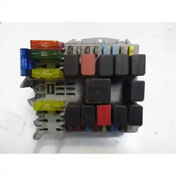 

69501260 BOX RELES/FUSES IVECO DAILY COMBI