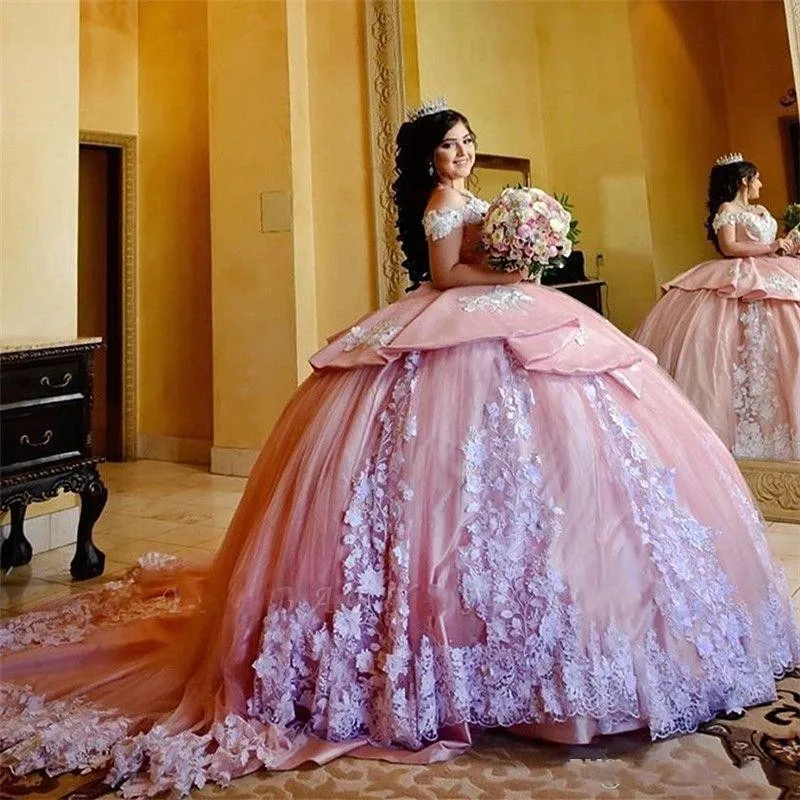 Роскошное милое розовое платье Quinceanera 16 бальное с белой аппликацией для