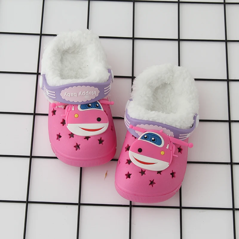 Kitty Snow White Girl Winter Clogs Warm Fur Children's Indoor Shoes Home Hole Mules Navy Cute Pins Sandal EVA Flat Boy Shoes - Цвет: fuchsia