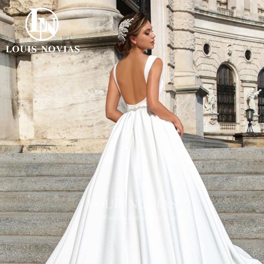 LOUIS NOVIAS-Vestidos De novia De satén con cinturón De cristal, traje De boda con cuello en V profundo, con clase, Espalda descubierta, 2024