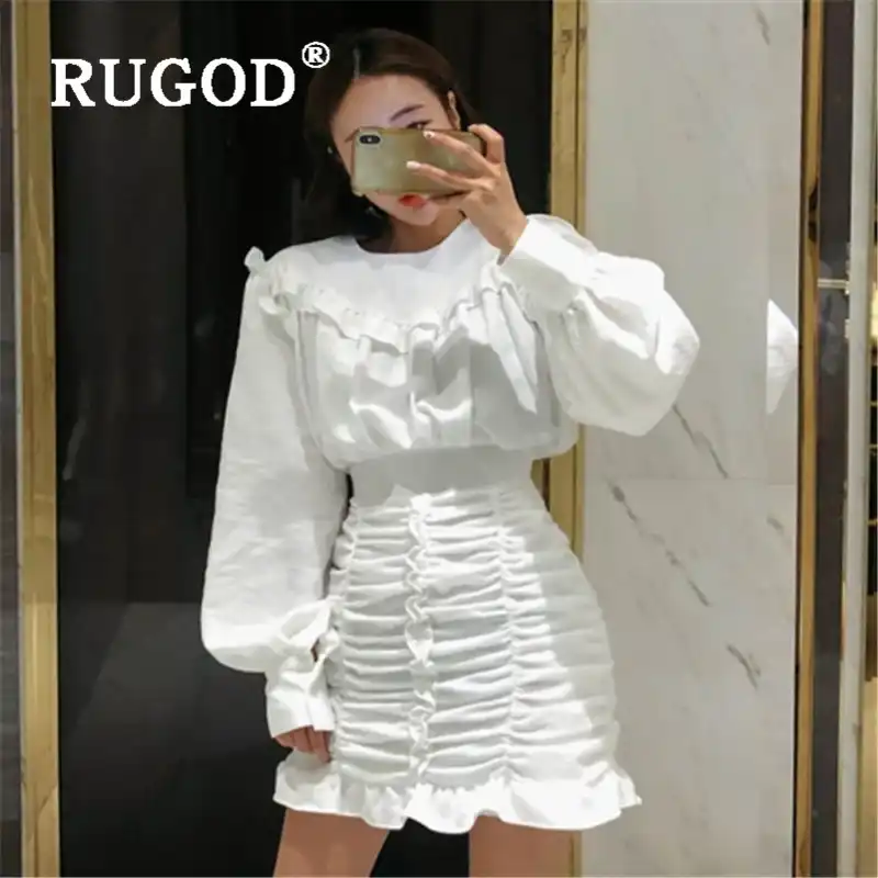 vestido plissado manga longa