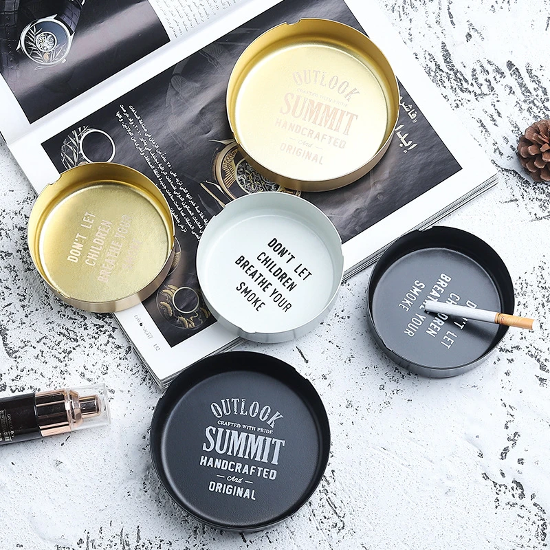 Nordic Metal Ashtray Creative Industrial Antique Iron Portable