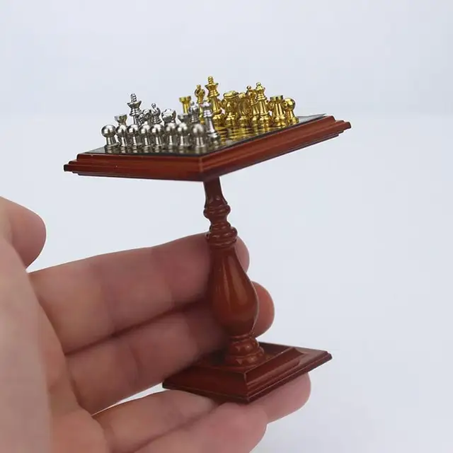 1:12 Miniature Magnetic Chess Table Set Mini Game Living Accessories Decoration Dollhouse House Board Room Plays Dolls Home G 2