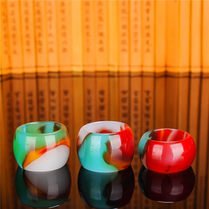 Кольца с халцедоном из натурального бразильского нефрита обернутые агатом