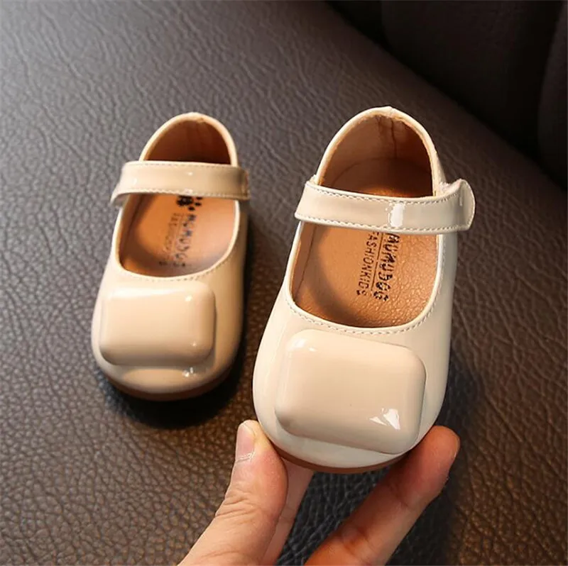 beige Weoneit/От 0 до 2 лет; обувь для девочек из искусственной кожи; однотонная обувь, цвет желтый, туфли в стиле «Принцесса» для маленьких девочек в розовом цвете Обувь для танцев бежевого цвета для начинающего ходить ребенка - Цвет: beige