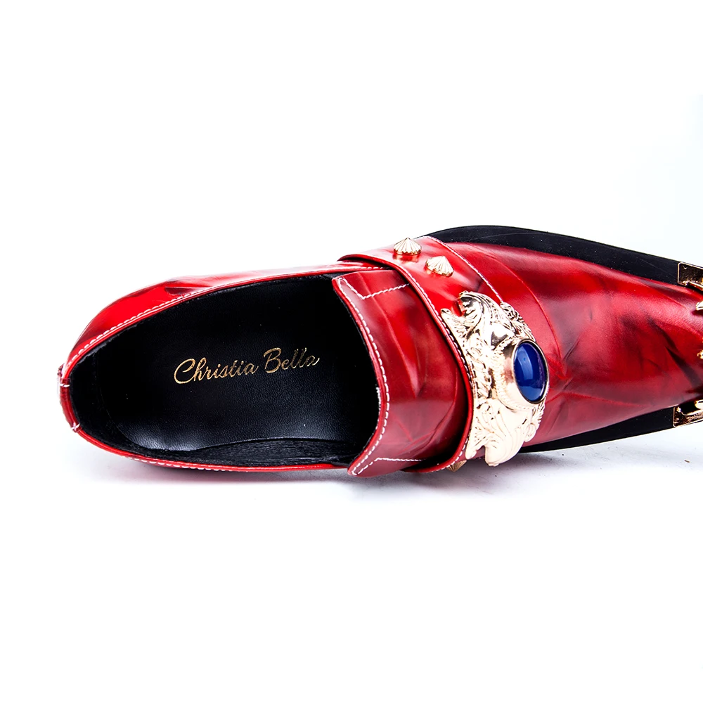 Роскошные итальянские мужские деловые туфли с острым носком; Формальные модельные туфли; металлические Амулет из натуральной кожи; вечерние мужские туфли Красного цвета