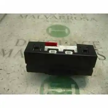 

COMMAND MULTIFUNCTION RENAULT MEGANE II SALOON 5P Comfort Expression 8200107829 [BB333] SAGEM [11664147]