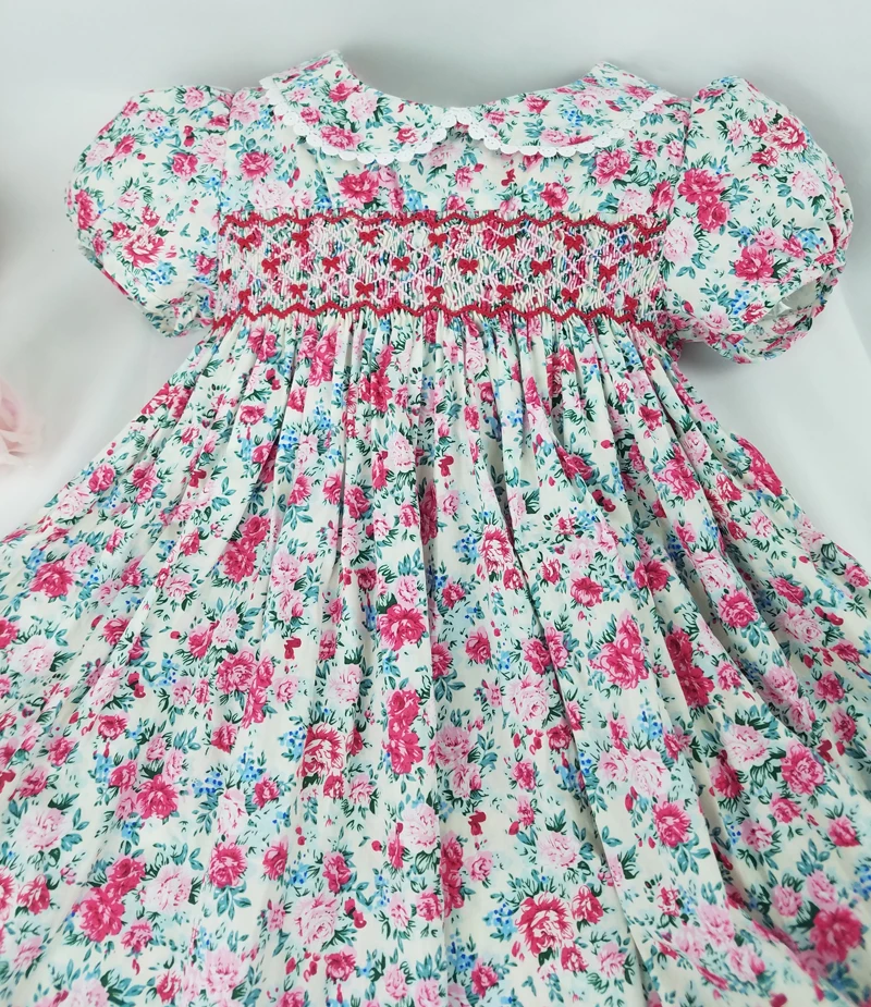 

Spring Summer 2019 Girls Smocking Embroidery Dresses Floral Prints Doll Dress For kids Girl Princess Smocked Party Dresses