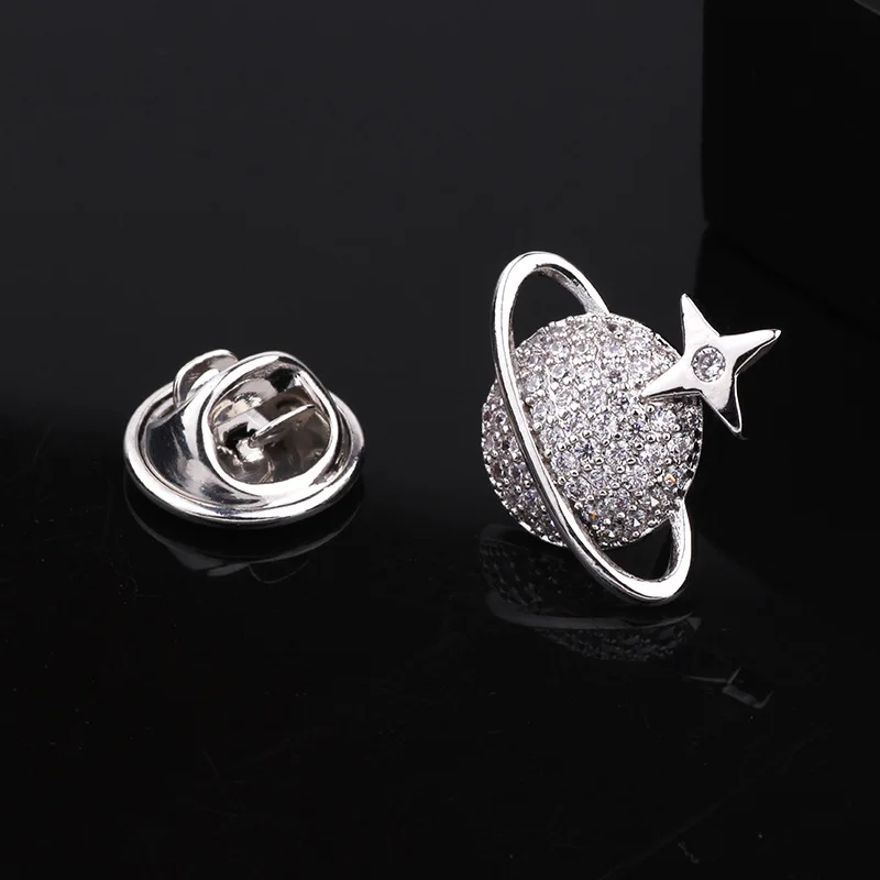 

Small Bow Tie Brooch Folding Clasps Planet Gold Plated Micro Zircon Corsage Coat Suit with Clothing Flower Brooch
