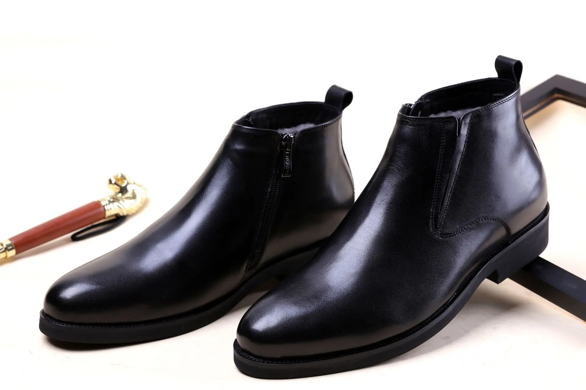Autumn Winter Warm Genuine Leather Chelsea Ankle Boots Men Business Work Boots Mens Pointed Toe Zip Short Boots Size 38-44