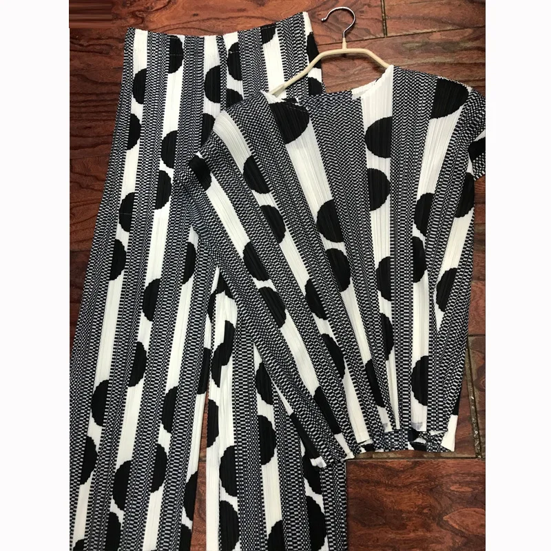Miyake fold/ летний костюм без рукавов с круглым вырезом большого размера женский топ в горошек с принтом+ прямые штаны костюм из двух предметов