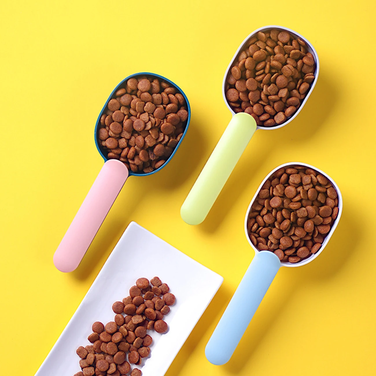 Multifunctional Dog Food Spoon Pet Feeding Spoon With Sealed Bag Clip