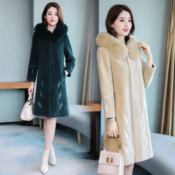 

2019 winter new female Haining fox fur collar hooded sheep shearing coat Slim long wool