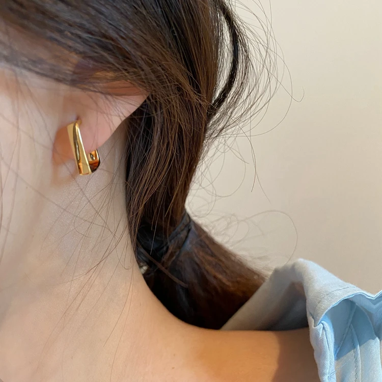 Korean New Square Design Sense Metal Stud Earrings Compact Simple Shining Golden Ear Studs For Women Party Jewelry Gift - Image 2