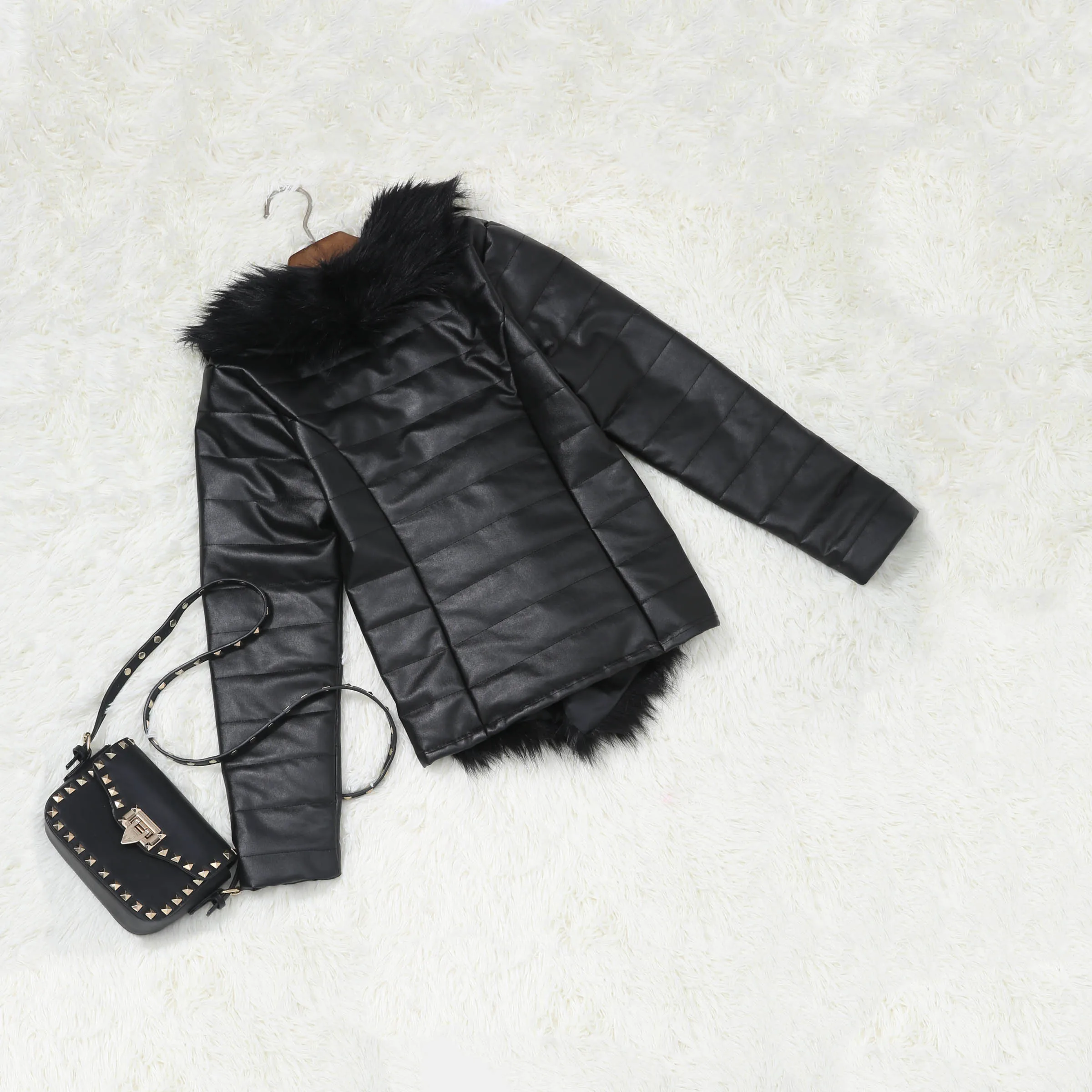 Женская повседневная куртка черная готическая крутая приталенная из