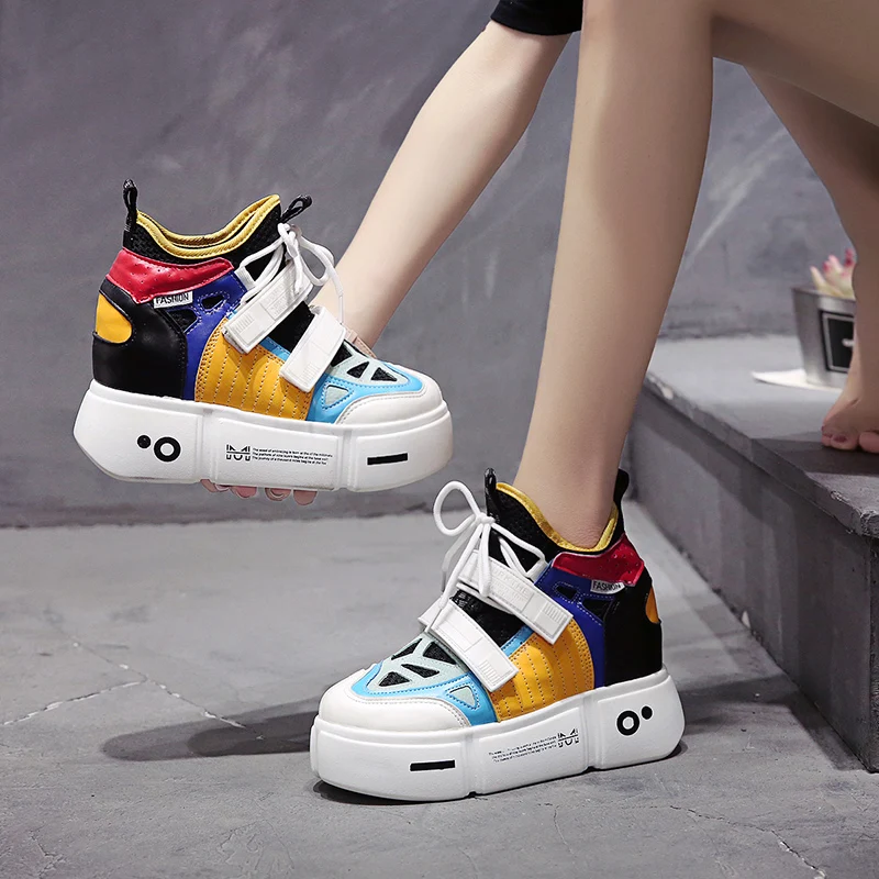 

2019 Autumn Women Sneakers Hidden Heels White Vulcanize Shoes 8.5CM High Heels Breathable Mesh Platform Sneakers Chaussure Femme