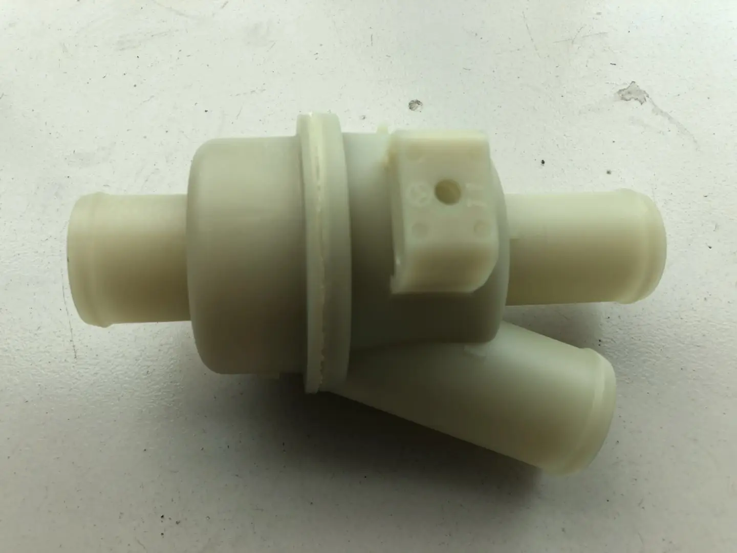 Thermostat for Chinese SAIC ROEWE 550 MG6 1.8T Auto car motor parts 30000020