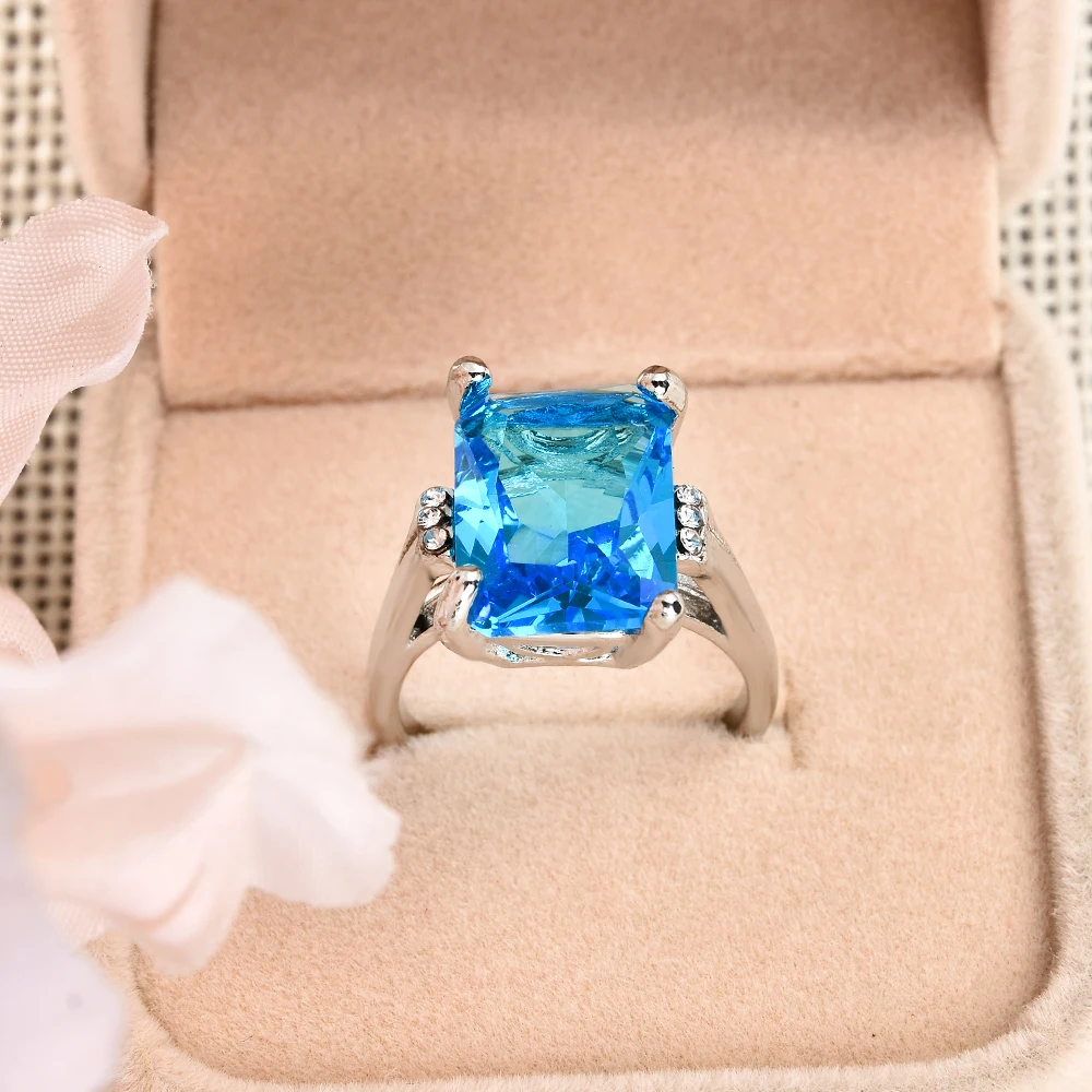 Новая модная элегантная жилетка большого размера с синим морским камнем Стразы