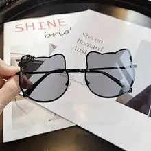 Fashion Cute Kitten Image Women's Sunglasses Lovely Bowknot Style Glasses Anti Uv Funny Design Take Photos Party Accessories