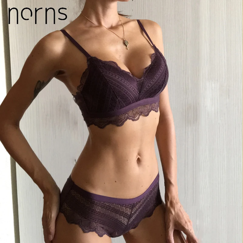 bra sets Norns Garter Black Sexy Lingerie Bra and Panties Set Fashion Sexy Polyester Lace Nightwear Lingerie Triangle Cup Bra Set bra and panty