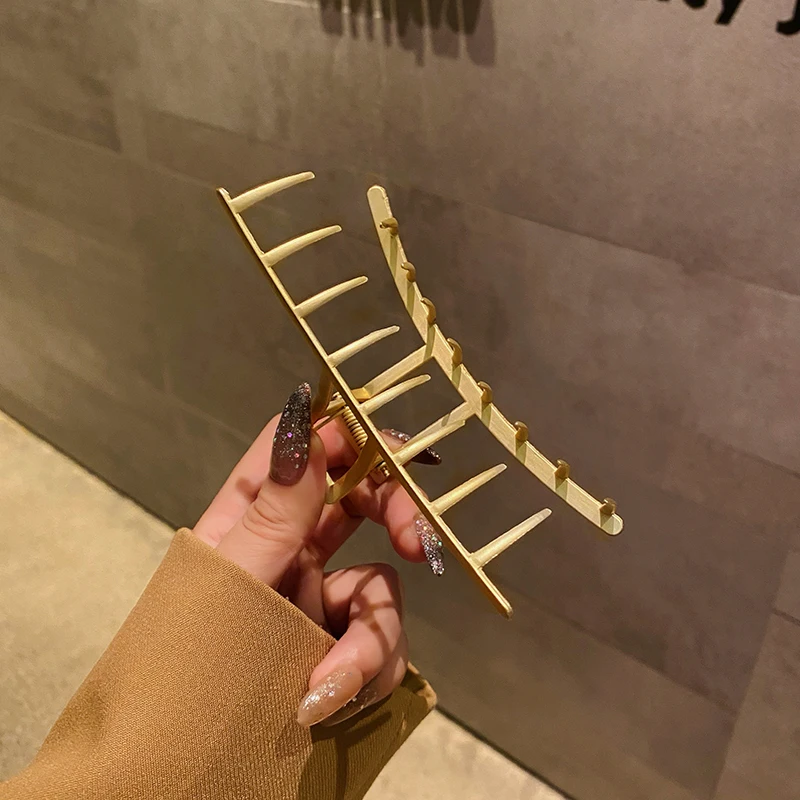 European and American Clip Headdress Hairpin Back Of The Head Clip Female 2021 New Summer Metal Shark Clip Hairpin For Woman - Image 5