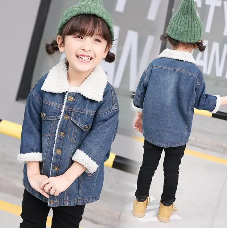 Одежда для мальчиков и девочек детская джинсовая куртка осенне-зимняя Вельветовая куртка в Корейском стиле утепленный теплый топ с отворотом из овечьей шерсти - Цвет: Бежевый