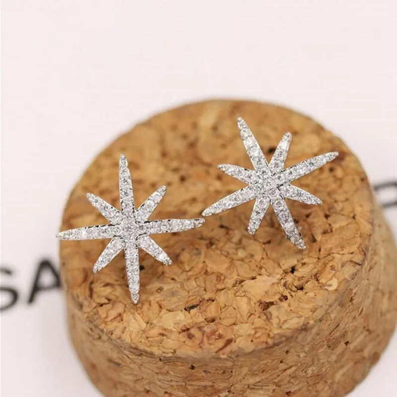 

925 Sterling Silver Jewelry Temperament Fashion Micro-inlaid Zircon Crystal Accessories Female Personality Stud Earrings SE211