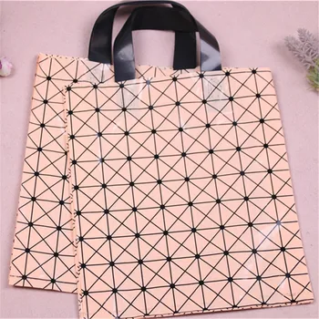 

HDPE Packaging with Grid Wholesale 10pcs/lot 25*29cm Luxury Simple Fashion Plastic Shopping Bags for Clothing