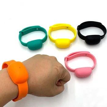 

Silicone Liquid Soap Holder Bracelet Disinfection Hygiene Hand Strap Sanitizer Dispenser Wristband w/Bottle for Hands Cleaning
