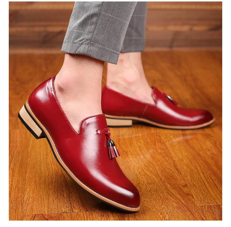 Плюс размер 38-50 мужская обувь ручной работы из натуральной кожи Бизнес Мужская обувь с перфорацией типа «броги» платье Повседневное и бахромой на мягкой резиновой обуви дышащие свадебные туфли