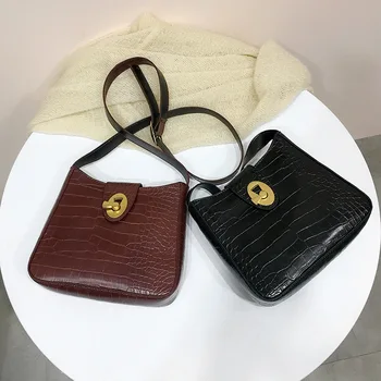 

High-end package Western style female bag 2020 new Korean version of the wild texture cross-body bag fashion shoulder bag