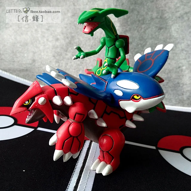 Boneco Pokémon Lendário Kyogre Articulado 20cm Tomy SUIKA