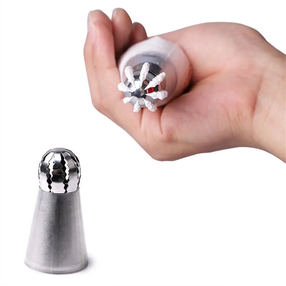 3563680391_695452841