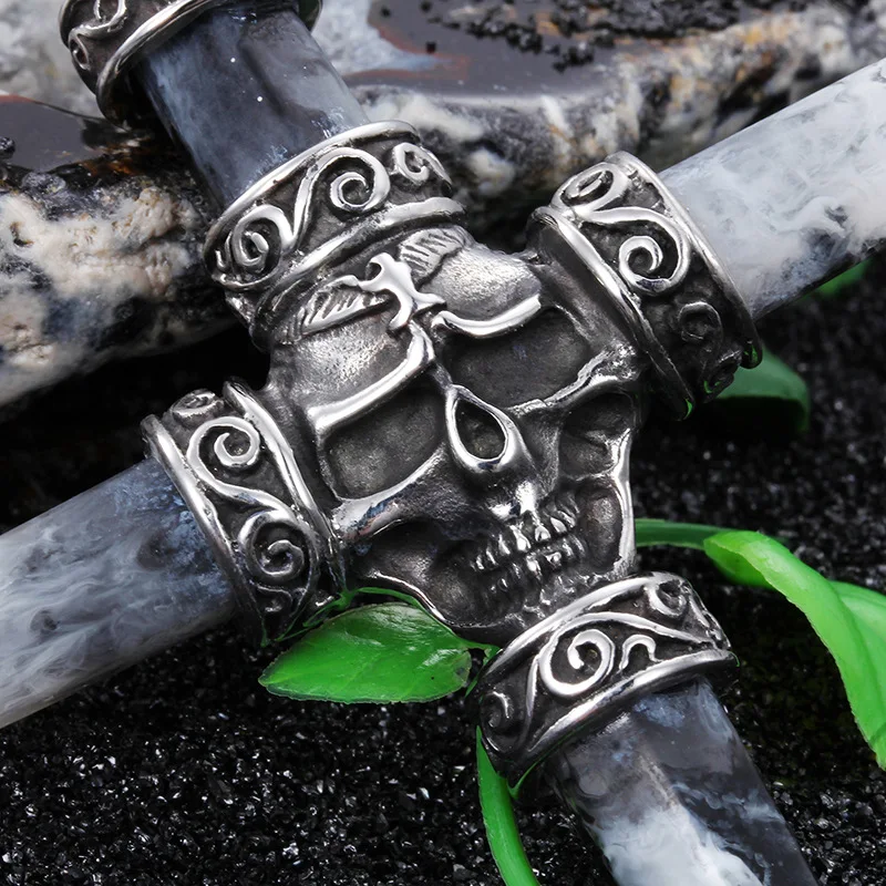 Pendant-Men-s-Style-Men-s-Style-Decorative-Retro-Fashion-Men-s-Skull-Cross (3)