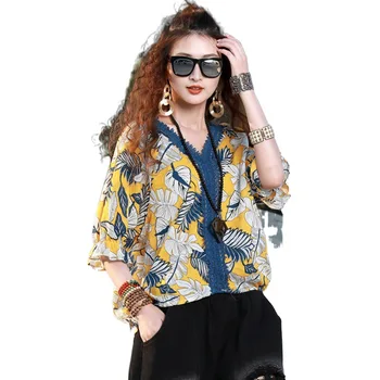 

Lace patchwork blue red color printing V neck Shirts thin comfortable short sleeves blouse tops female Loose tees for women Z2
