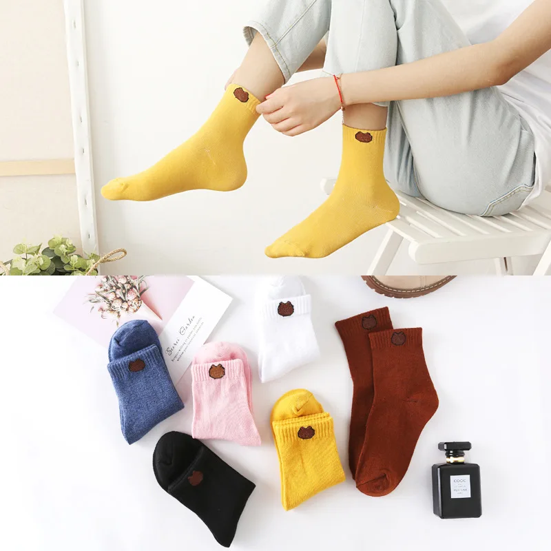 Осенние и зимние корейские Мультяшные женские носки, сетчатые красные носки из полиэстера с рисунком медведя, женские носки