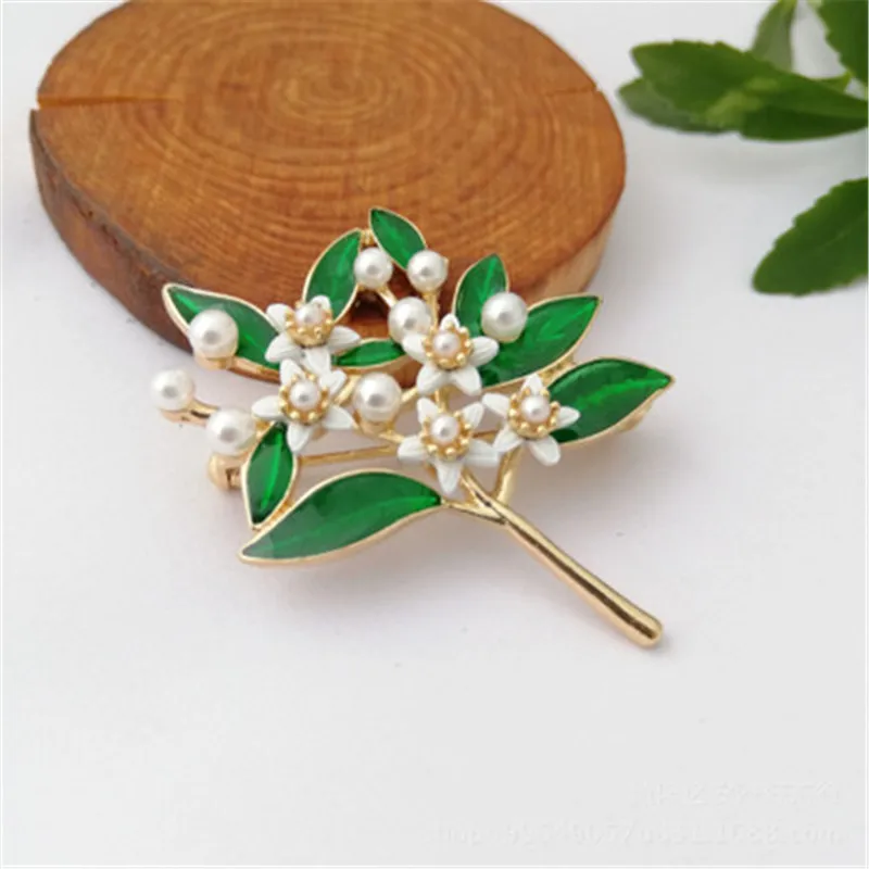 Gardenia pearl brooch creative simple female brooch accessories holiday costumes clothing accessories