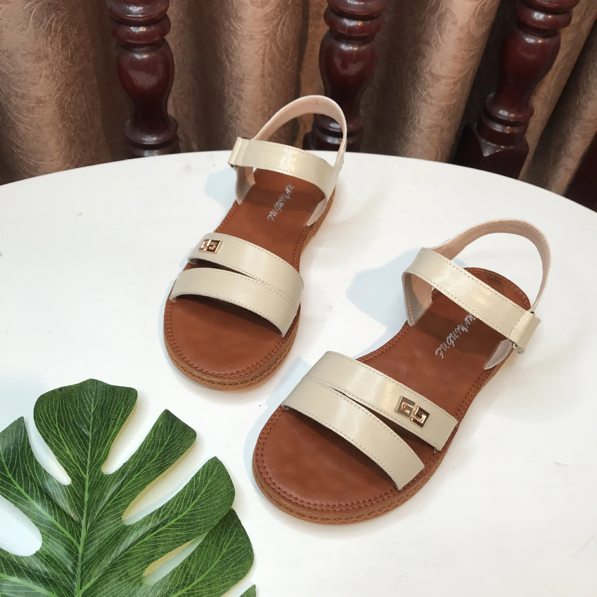 

Genuine Leather Flat Women's 2019 Casual Sandals Sheepskin Soft-Sole Soft Surface New Style Open-Toe Shoes Wechat Business Visco