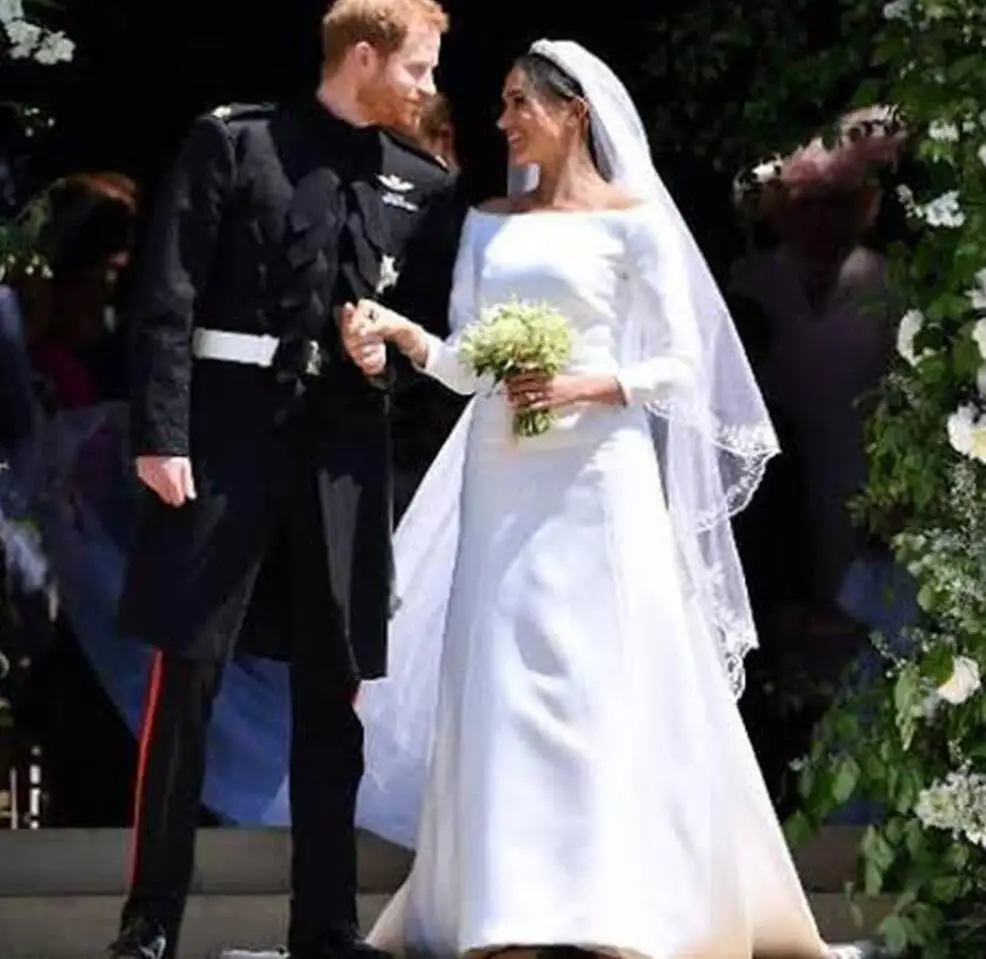 

White Satin Country Wedding Dresses 3/4 Long Sleeves Off the Shoulder Beach Wedding Gowns Boho Bride Dresses Vestidos de novia