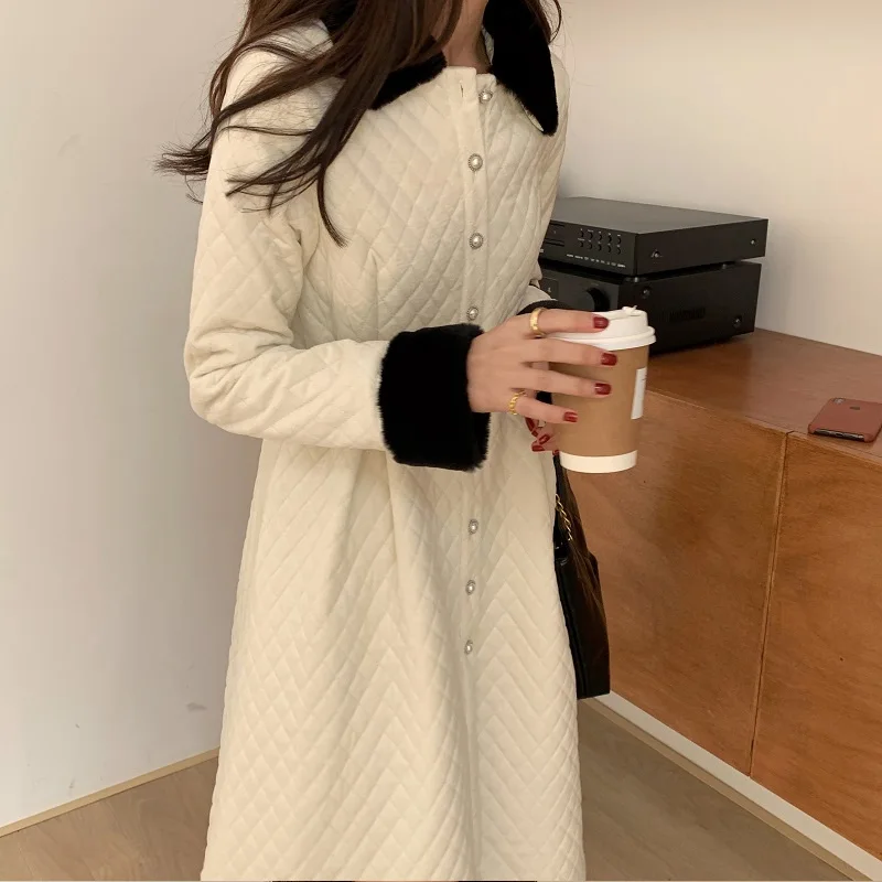 Рисунок 6 - Зимняя теплая Длинная женская куртка