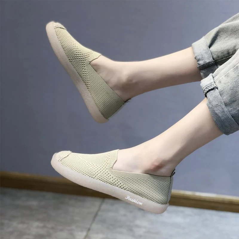 Women Loafers Casual Mesh Breathable Slip-On Round Toe Ladies Shoes Women Flat Soft Shoes 2020 Female Plus Size 2020 New Hot
