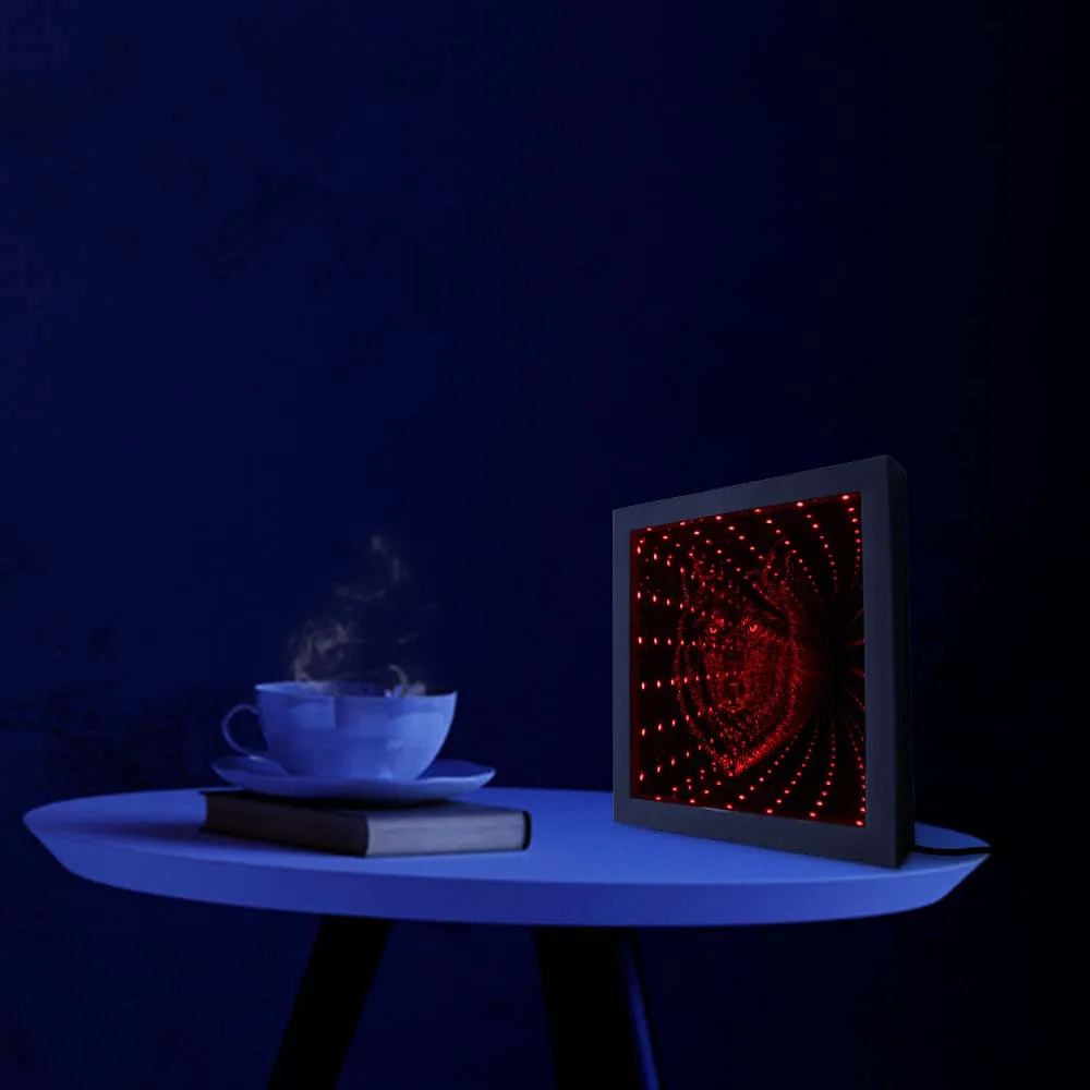 Светящаяся неоновая фоторамка с зеркальной поверхностью в виде головы волка