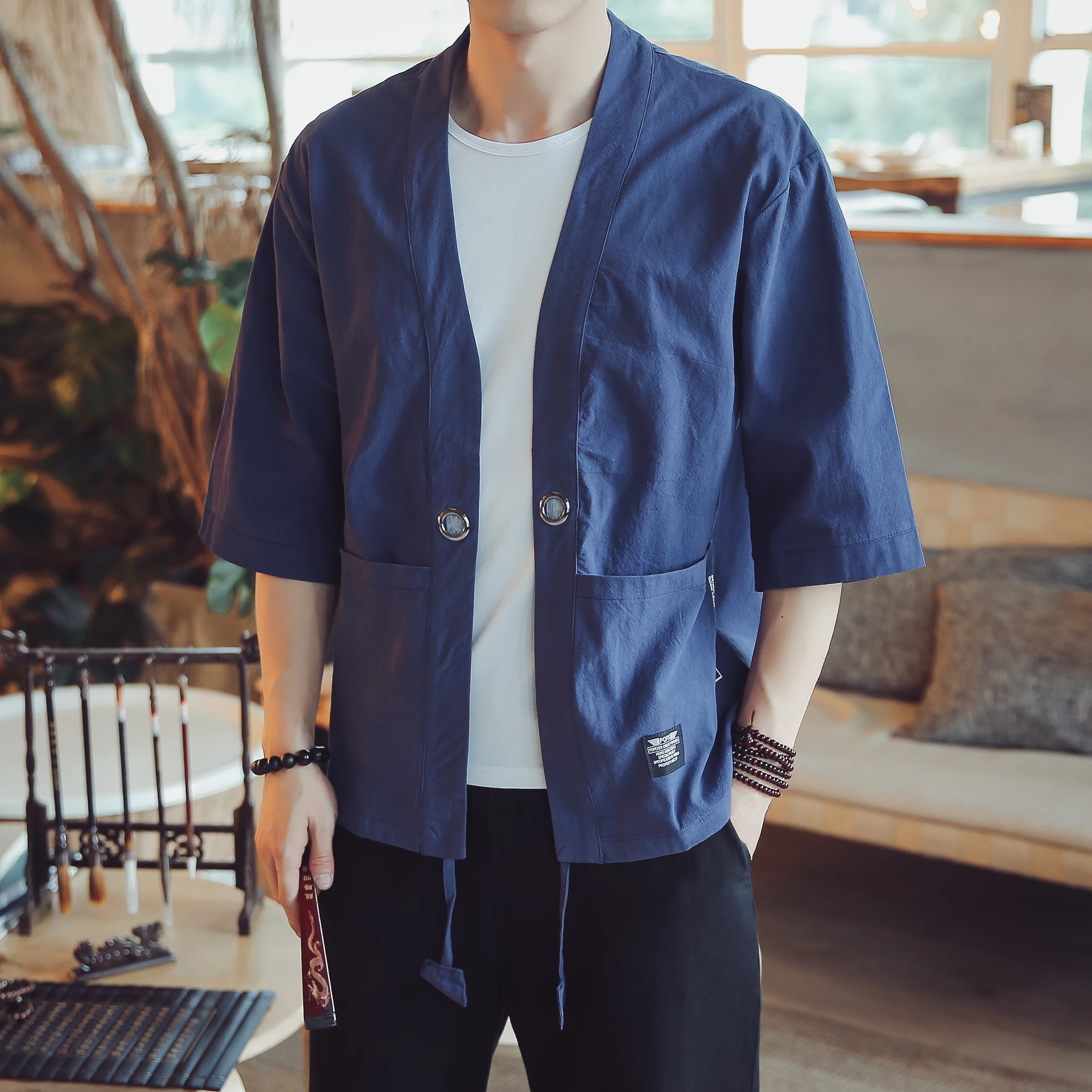 

Fashion trend men's Japanese kimono cardigan thin shirt spring and summer men's 3/4 sleeve casual Han shirt large size robe
