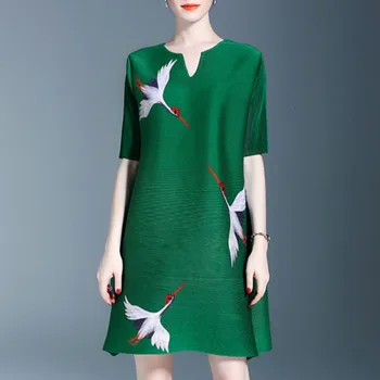 

LANMREM Printed Crane Short Sleeve V-neck Pleated Dress Simple Casual Fashion Plus Woman 2020 Spring New TC1032