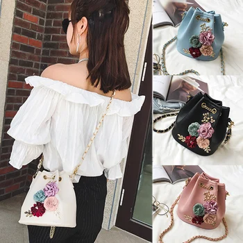

Messenger Cross Body Bag With Flower Women Temperament Beauty Shoulder Bags Handbag Large Capacity Chain Bucket Bag